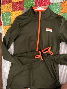 Victoria’s Secret PINK Reflective Running Jacket Quarter Zip Thumbholes Size M